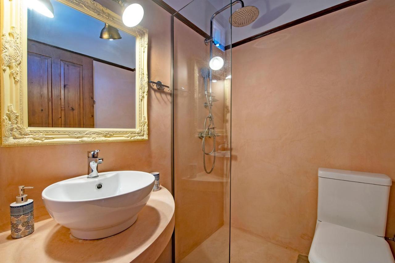 Saint Artemios Boutique Hotel Rhodes City Екстер'єр фото