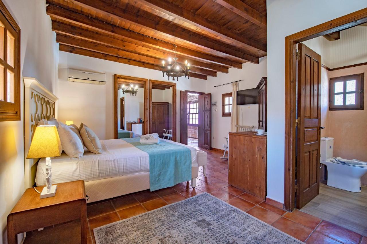 Saint Artemios Boutique Hotel Rhodes City Екстер'єр фото