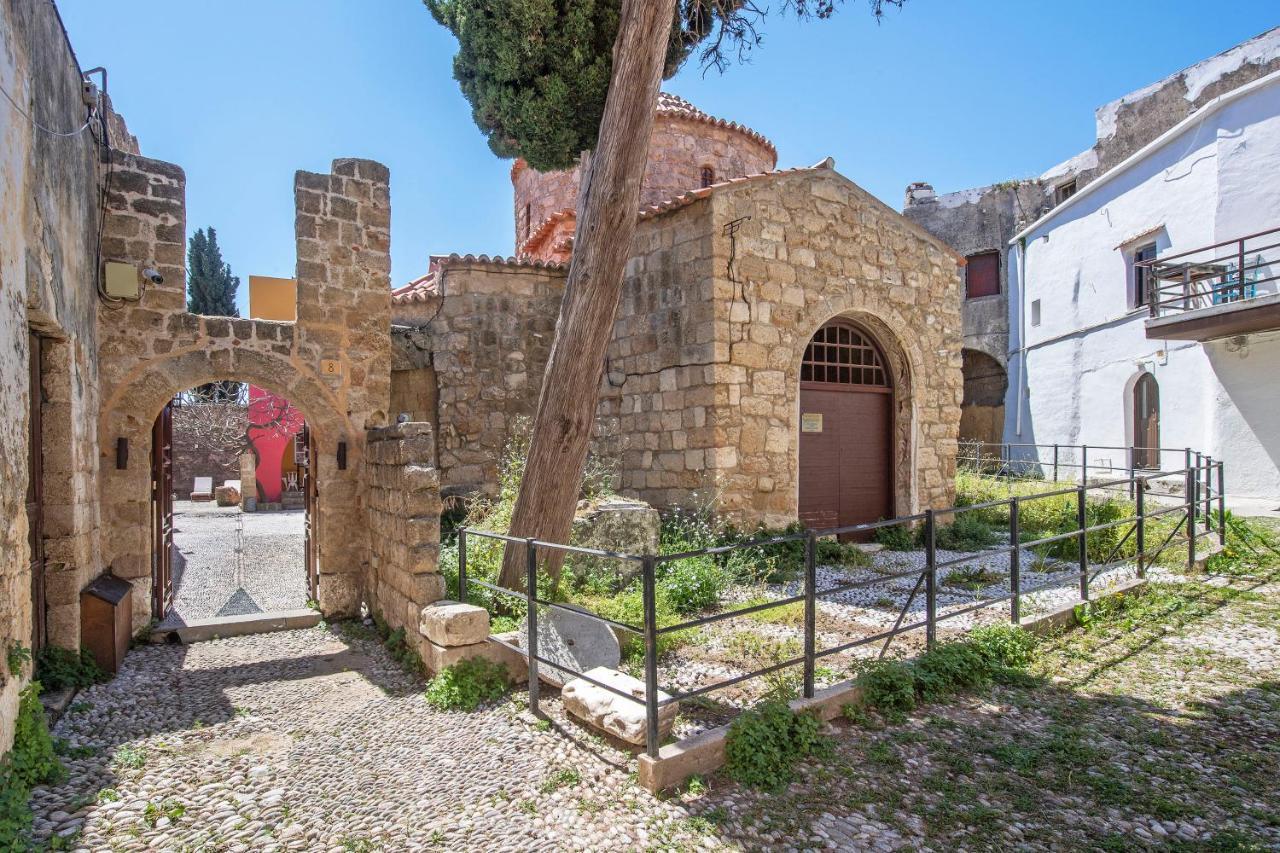 Saint Artemios Boutique Hotel Rhodes City Екстер'єр фото