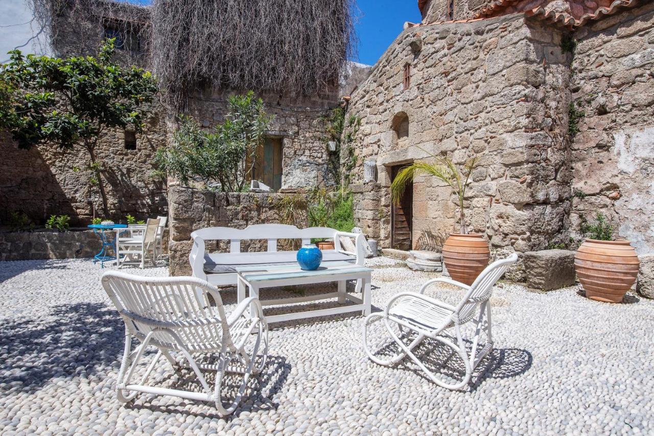 Saint Artemios Boutique Hotel Rhodes City Екстер'єр фото